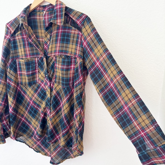 Free People shoulder‎ cut out plaid flannel button down top Size XS - Picture 2 of 6